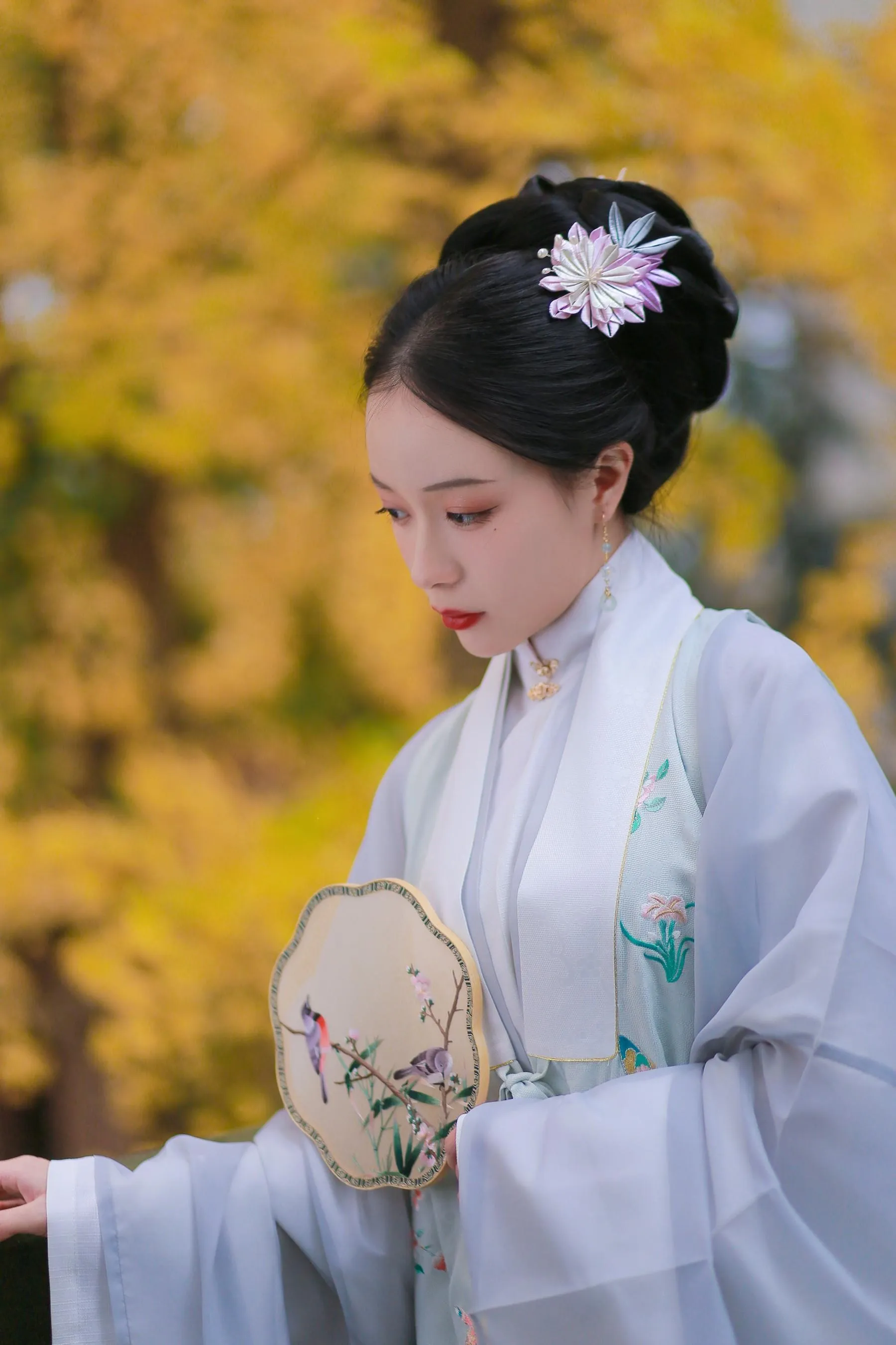 [YITUYU艺图语]2022.02.17 银杏歌 花泽阮阮 [35P]插图1